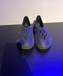 Yeezy foam runners