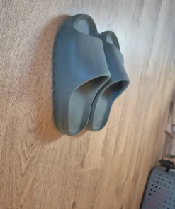 Yeezy slider