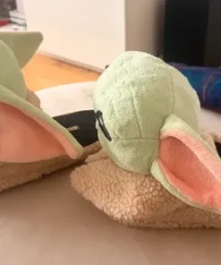Yoda tofflor